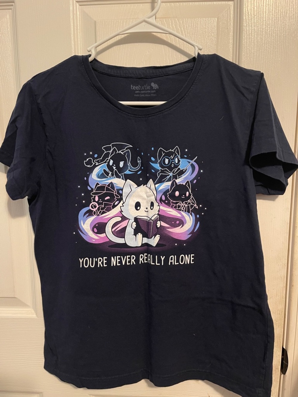 Tee turtle'You're Never Really Alone' Navy Graphic Tee